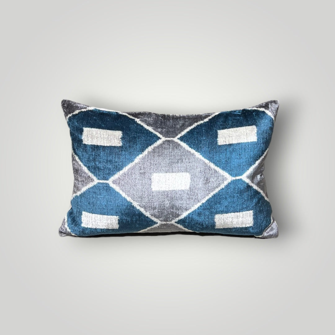 Velvet Cushion 40x60cm