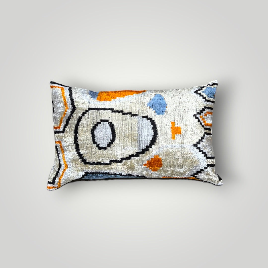 Velvet Cushion 40x60cm