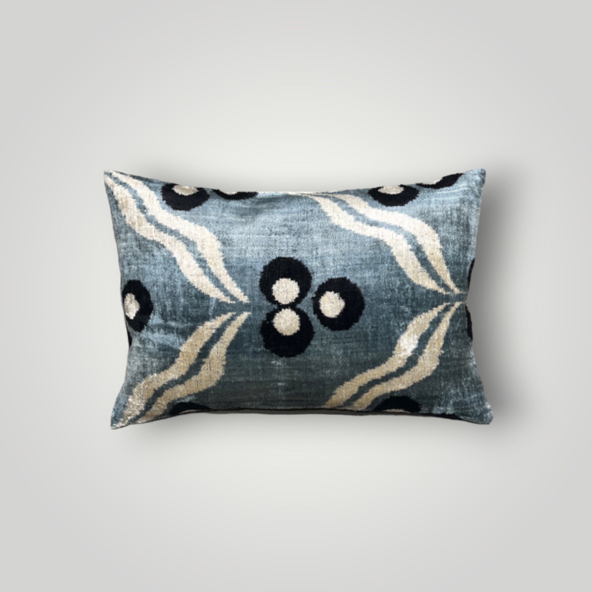 Velvet Cushion 40x60cm