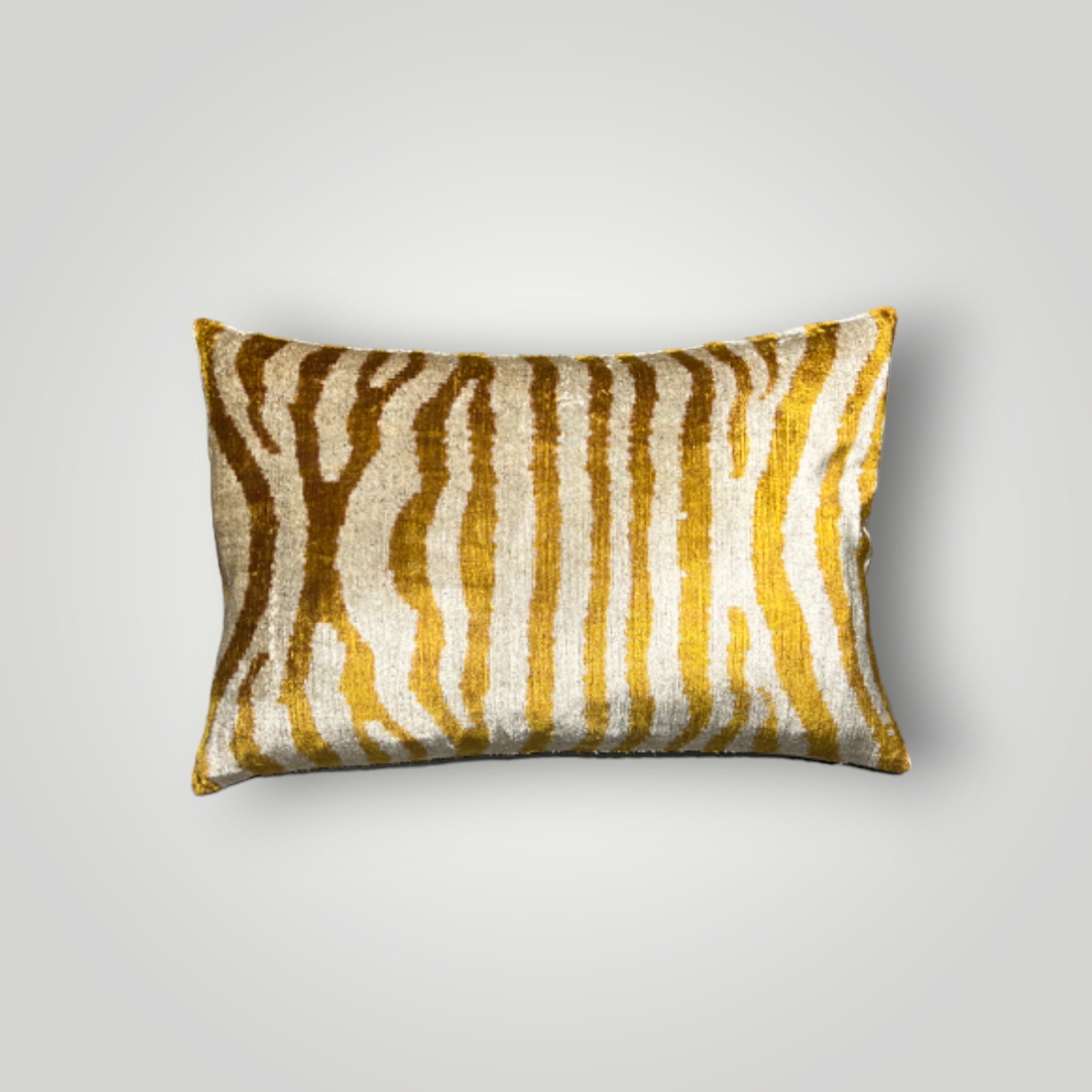 Velvet Cushion 40x60cm