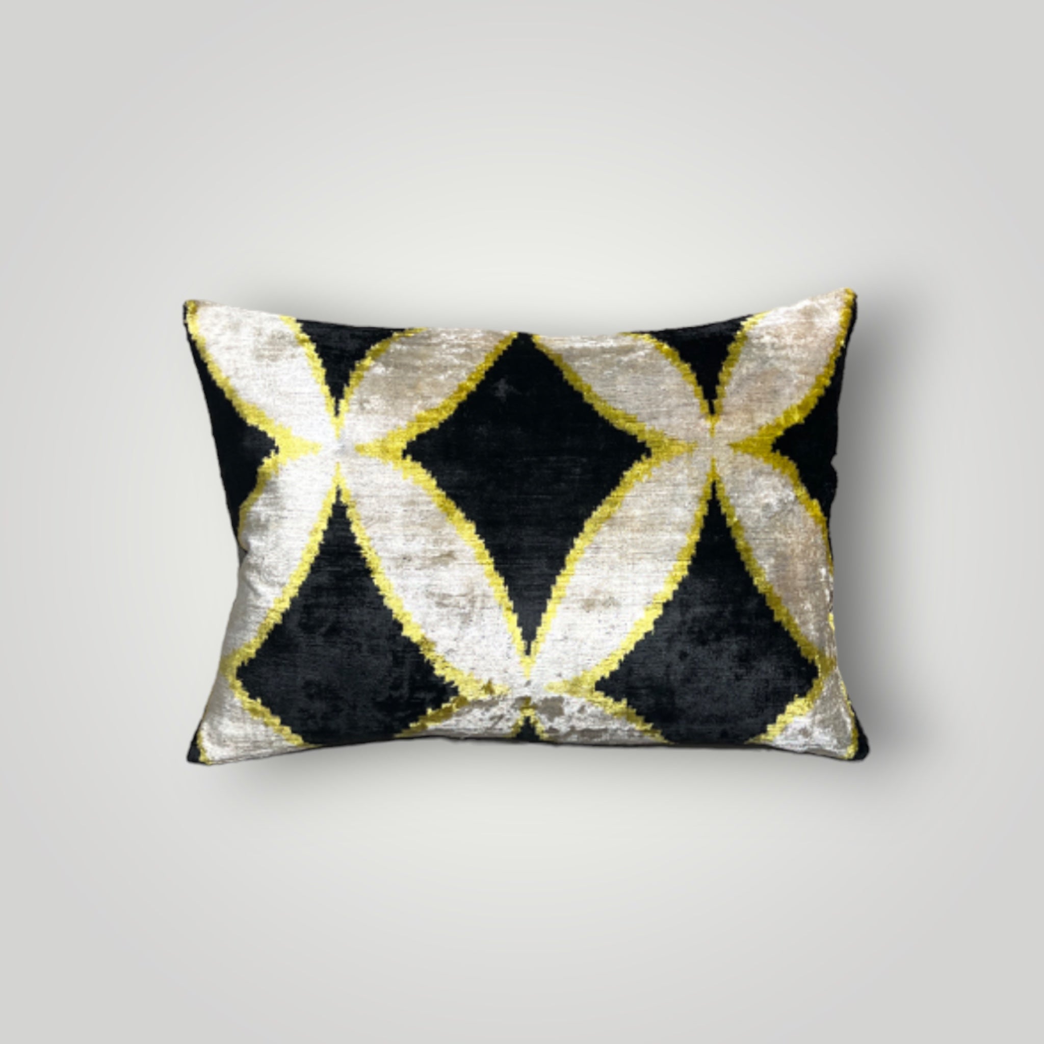 Velvet Cushion 40x60cm