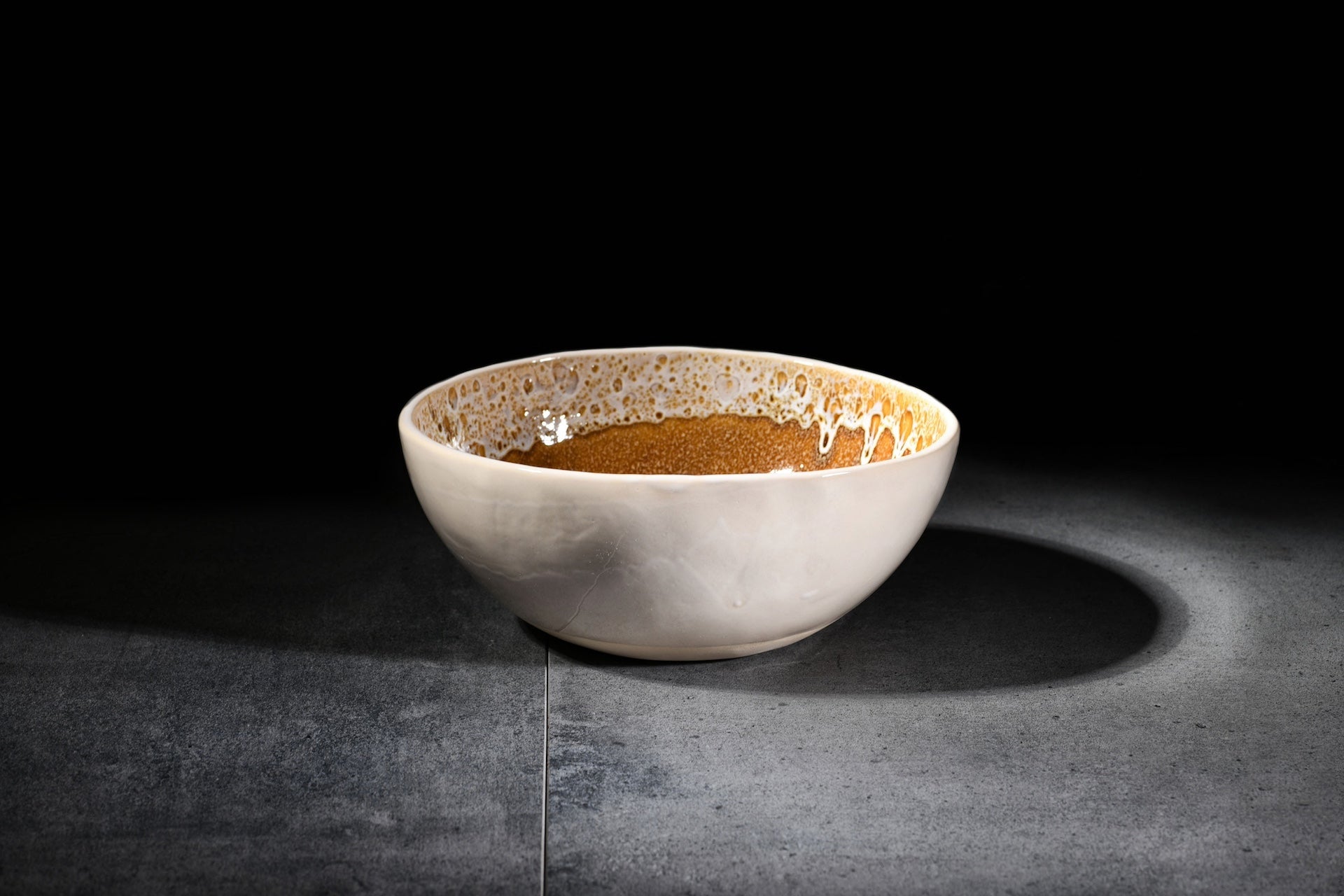 Bowl 23cm