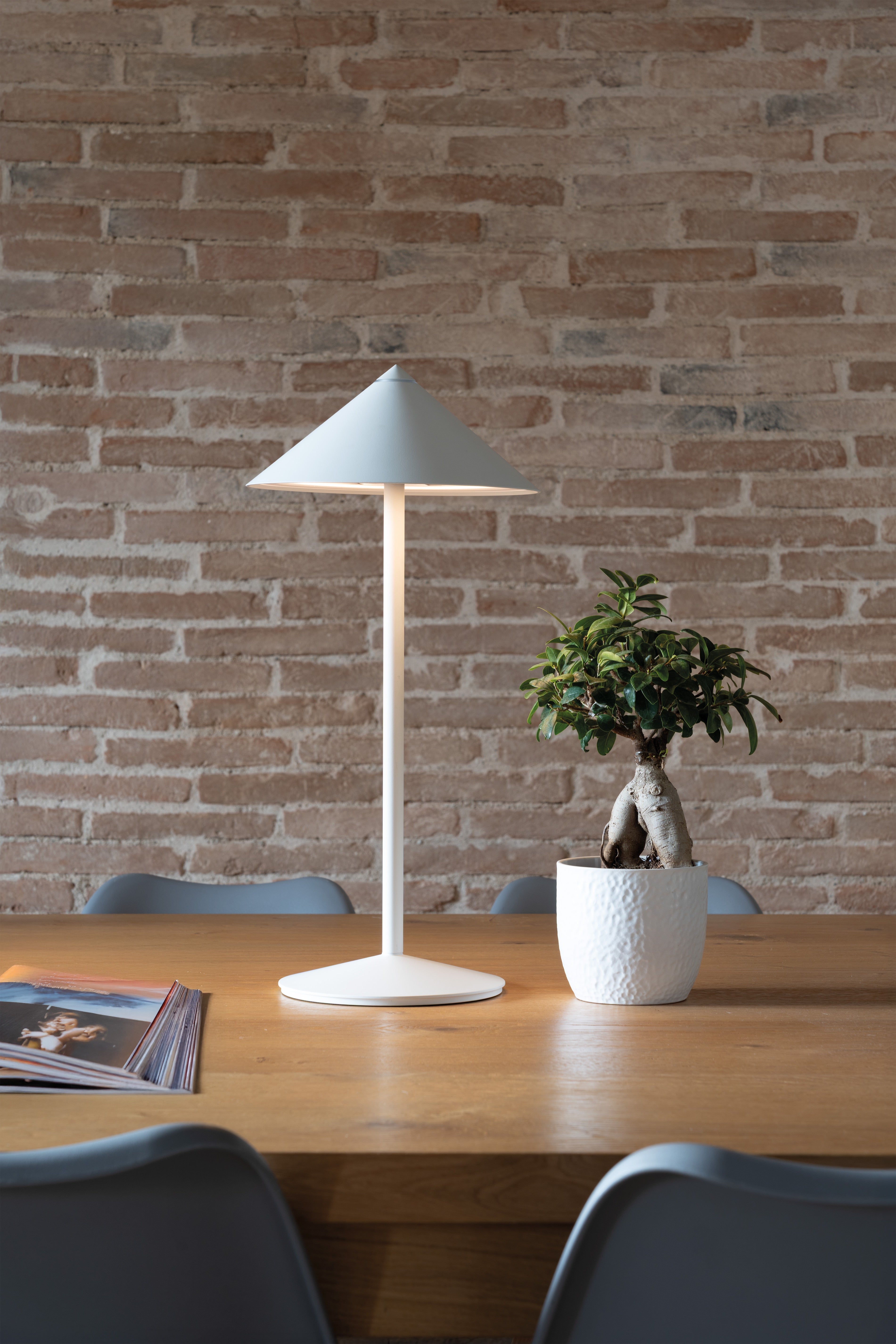 Pina L Desk